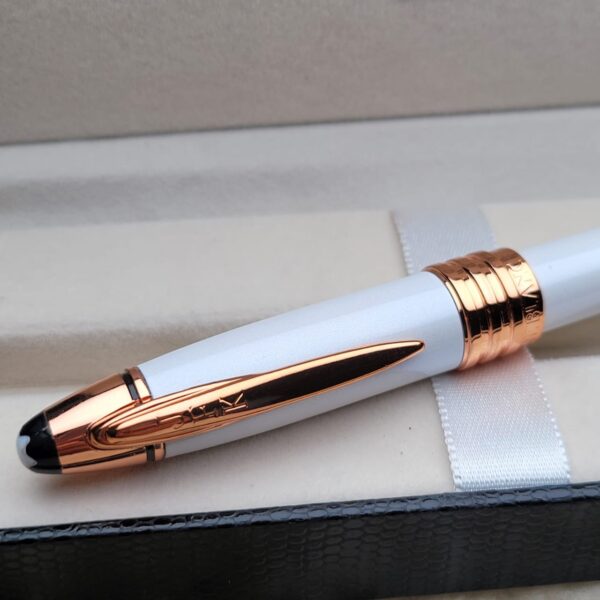 mont blanc pen 897046